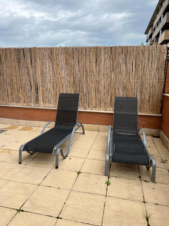 Apartamento En Sabinanigo Con Amplia Y Soleada Terraza Buitenkant foto