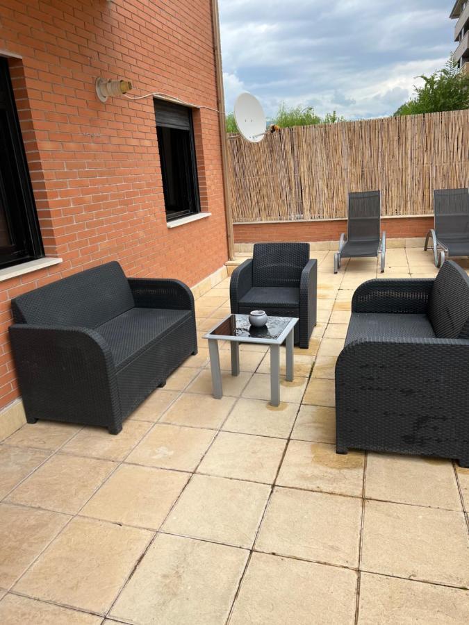 Apartamento En Sabinanigo Con Amplia Y Soleada Terraza Buitenkant foto