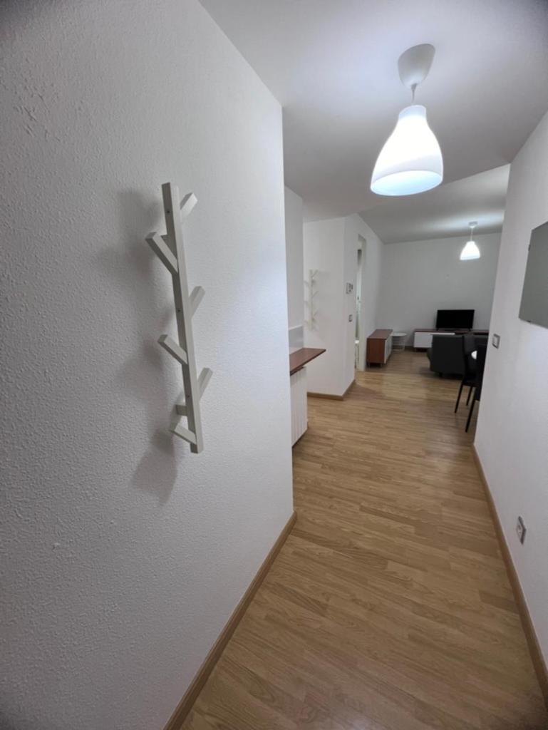 Apartamento En Sabinanigo Con Amplia Y Soleada Terraza Buitenkant foto